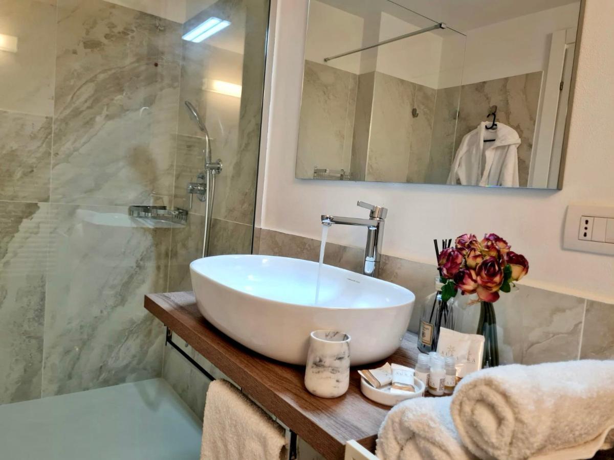 Alma Garda Home Sirmione Luaran gambar