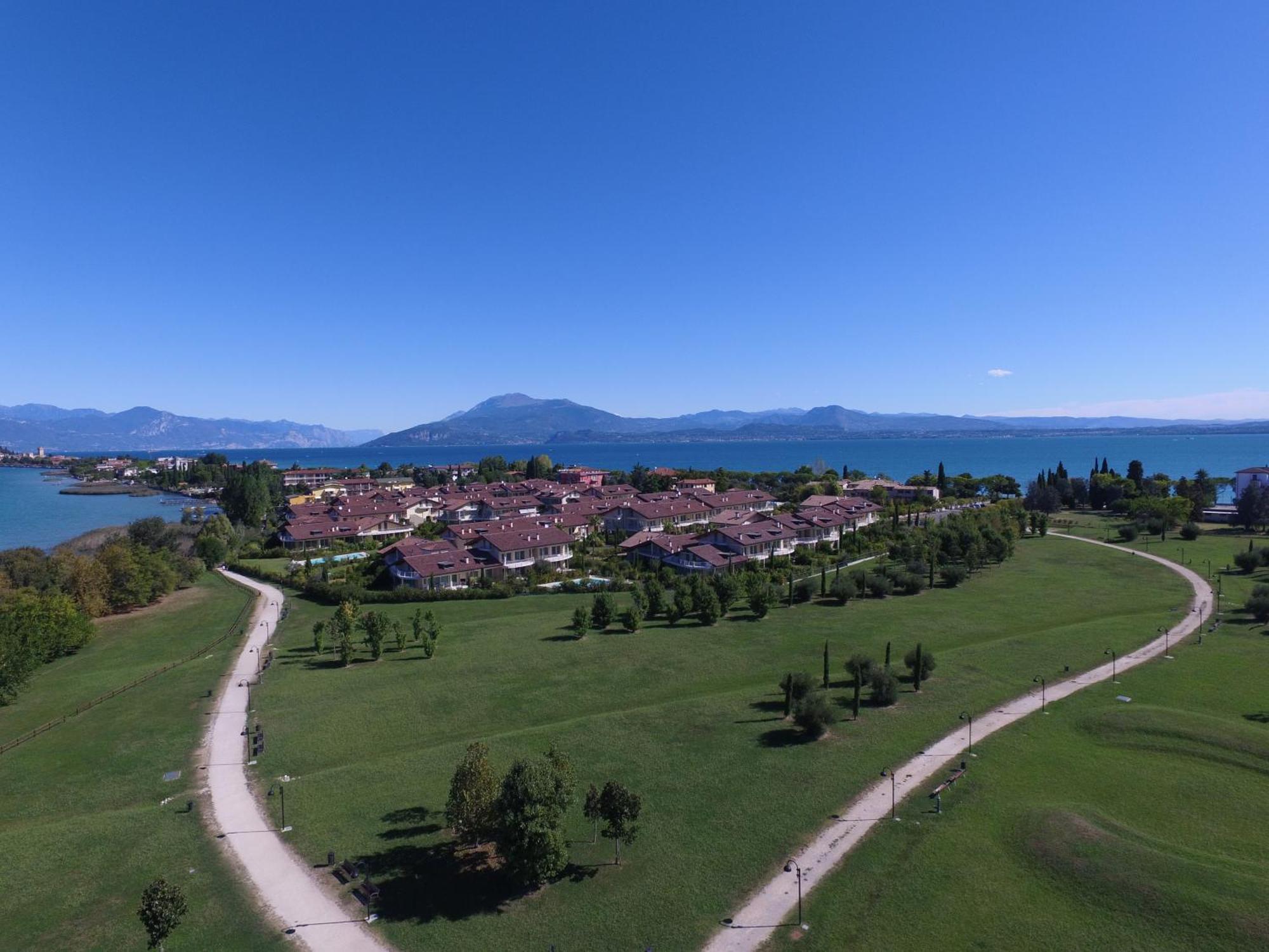 Alma Garda Home Sirmione Luaran gambar